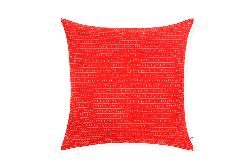Coussin carré 80×80 Rouge TERRA – Motif ARRASTA PÉ